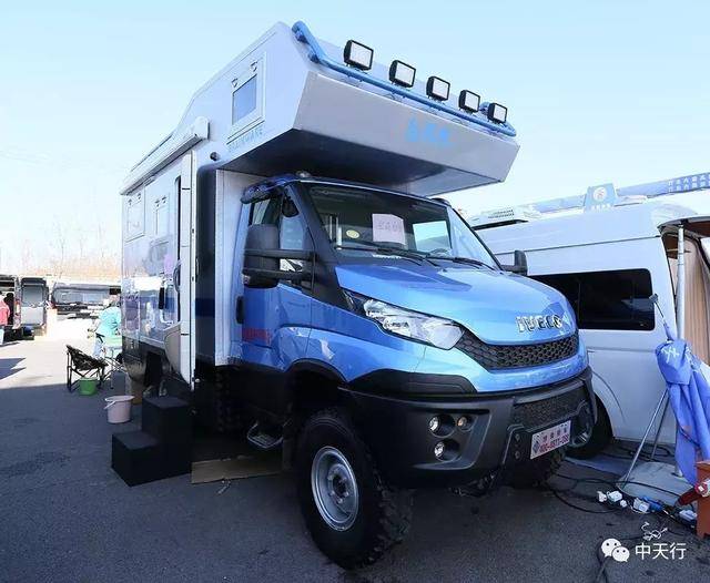 超強越野基因的融合，博微進口依維柯4×4房車！